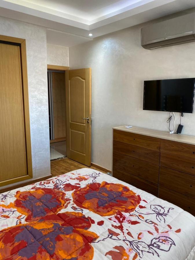 Magnifique appart F3, rénové, très bien desservie Casablanca Extérieur photo