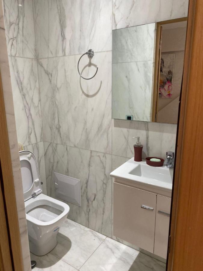 Magnifique appart F3, rénové, très bien desservie Casablanca Extérieur photo