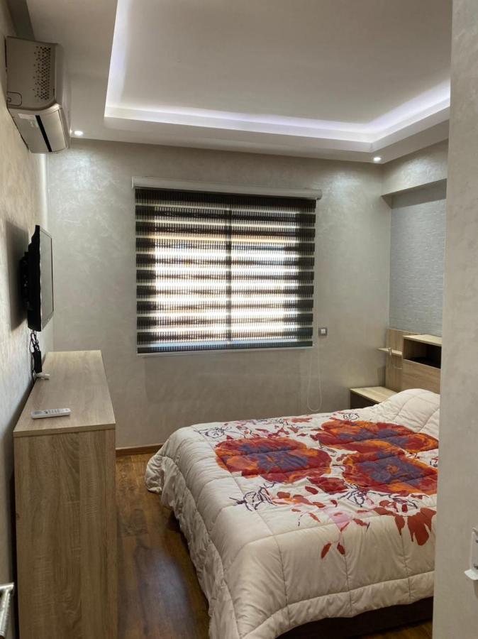 Magnifique appart F3, rénové, très bien desservie Casablanca Extérieur photo