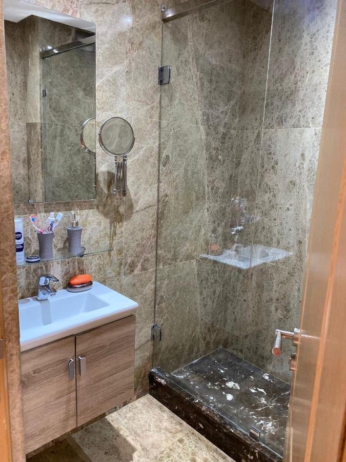 Magnifique appart F3, rénové, très bien desservie Casablanca Extérieur photo