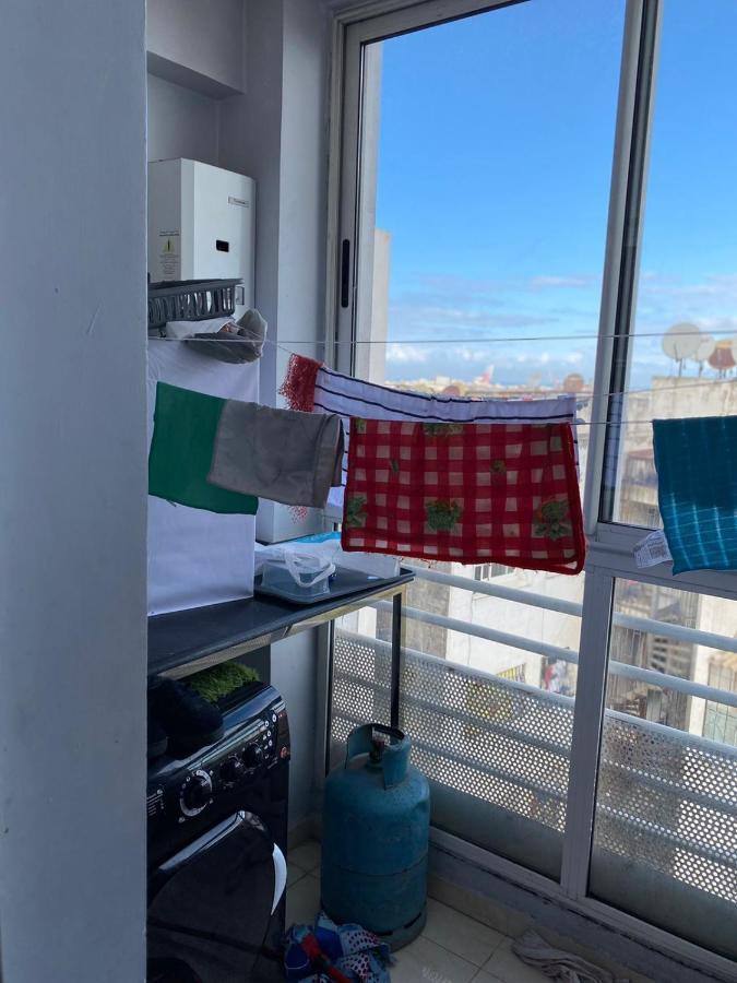 Magnifique appart F3, rénové, très bien desservie Casablanca Extérieur photo