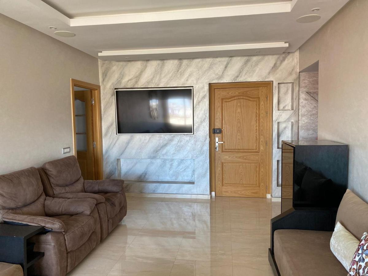 Magnifique appart F3, rénové, très bien desservie Casablanca Extérieur photo