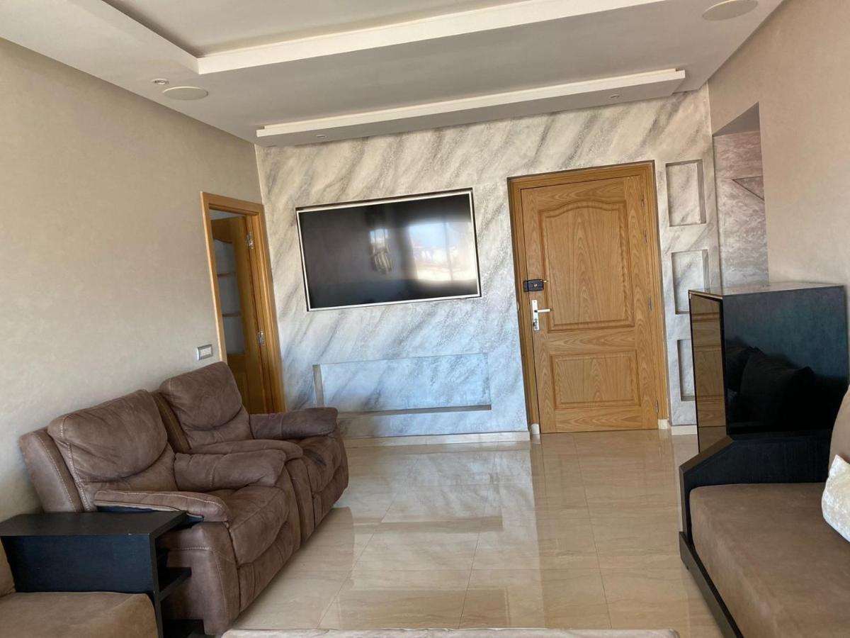 Magnifique appart F3, rénové, très bien desservie Casablanca Extérieur photo